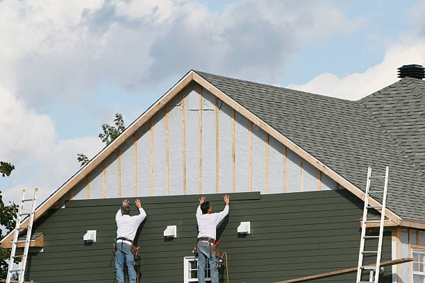 Professional Siding Installation technician working in Camden, OH